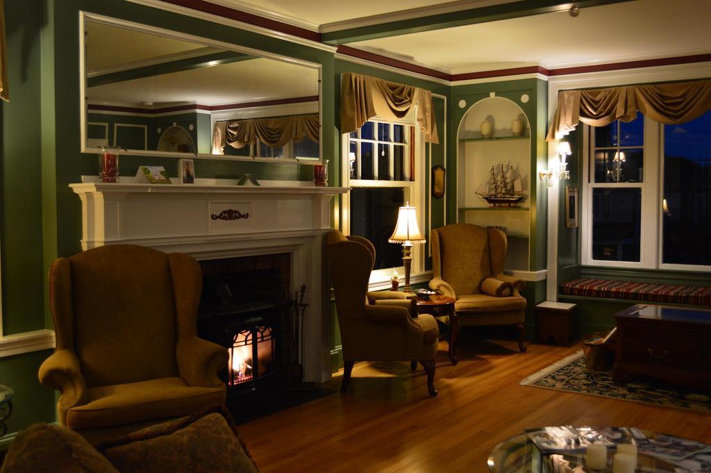 The Brewster Inn Dexter Extérieur photo