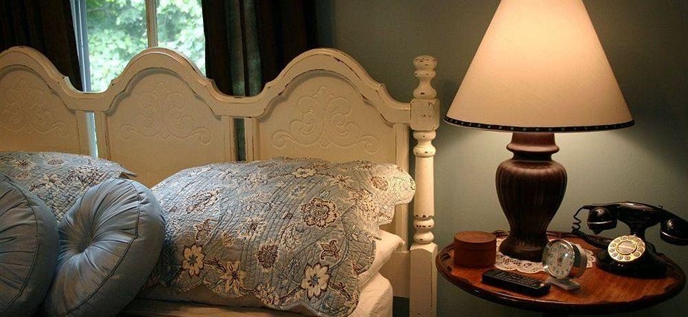 The Brewster Inn Dexter Extérieur photo