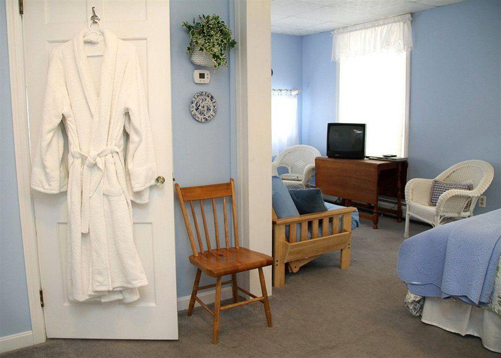 The Brewster Inn Dexter Extérieur photo