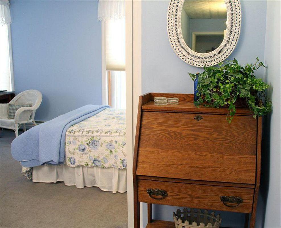 The Brewster Inn Dexter Extérieur photo