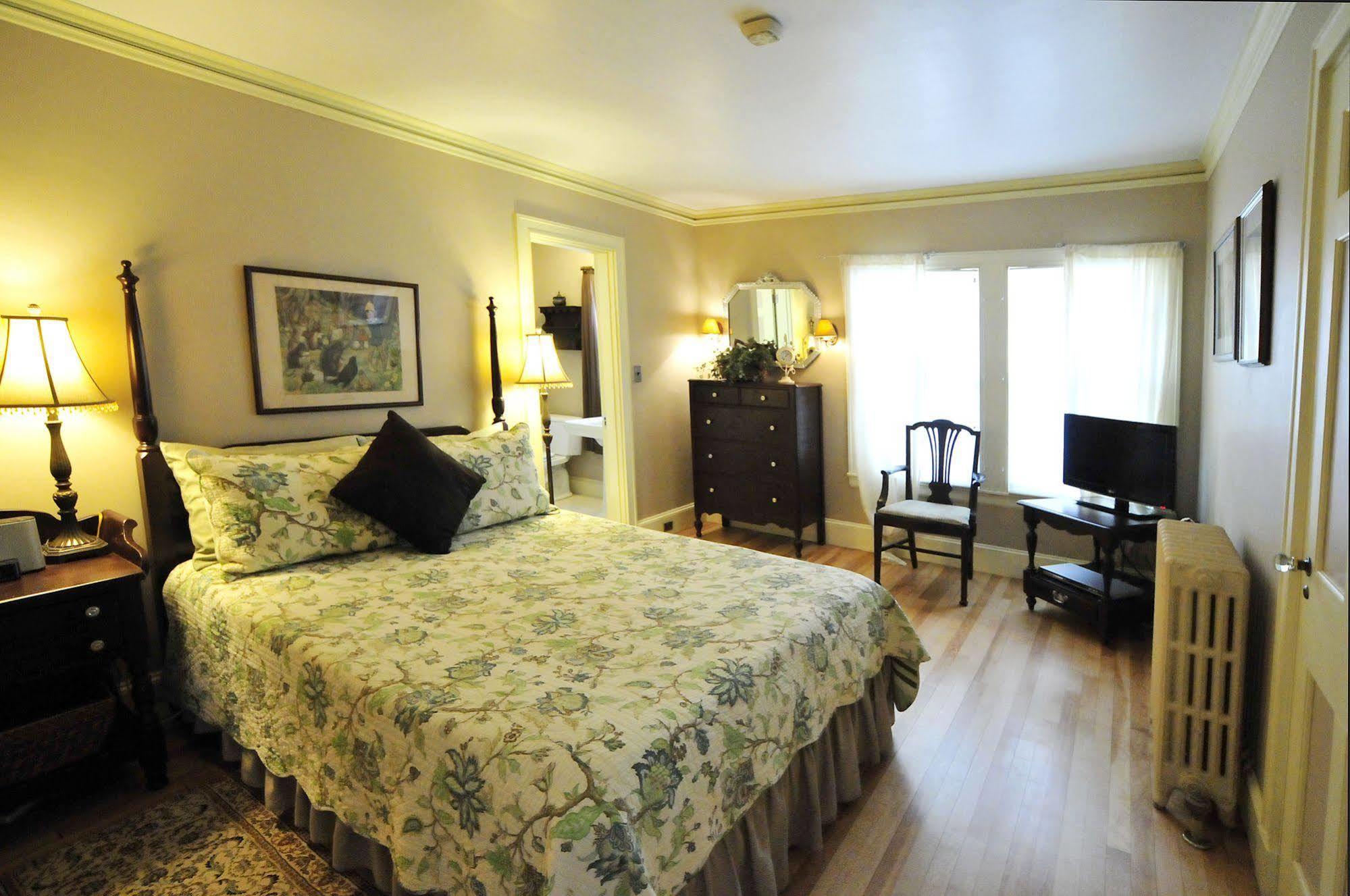 The Brewster Inn Dexter Extérieur photo